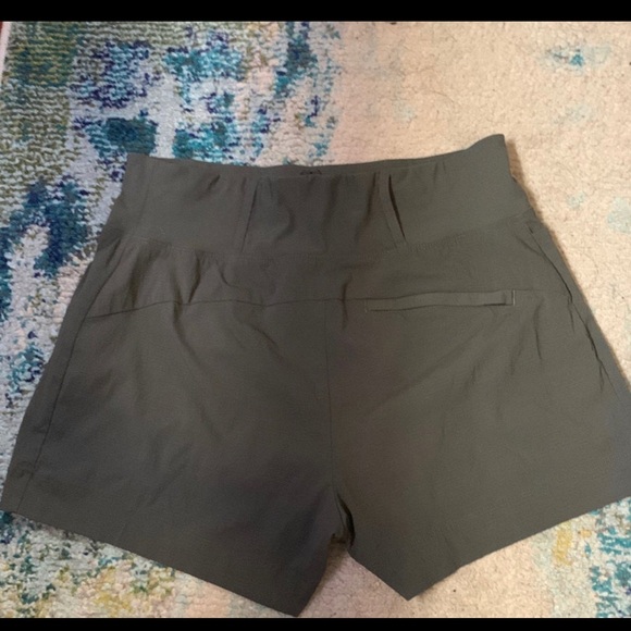 Athleta Trekkie north short bundle - Picture 7 of 9